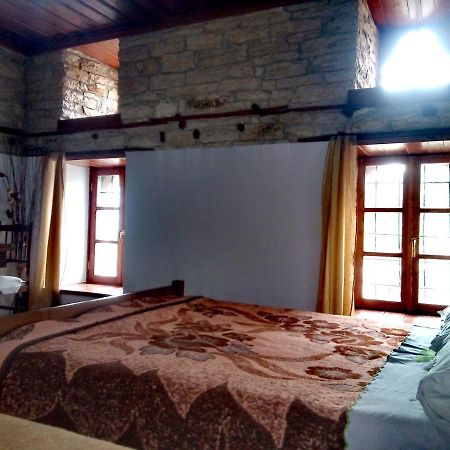 Gjirokastër Ruols Guesthouse מראה חיצוני תמונה